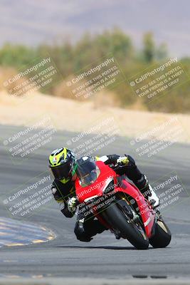 media/Apr-10-2022-SoCal Trackdays (Sun) [[f104b12566]]/Turn 10 (1pm)/